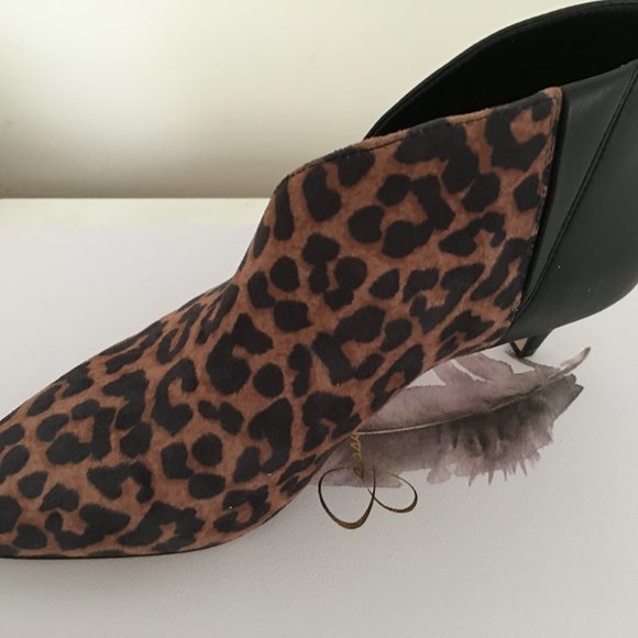 NIB! JESSICA SIMPSON Mesheera Leopard & Leather Slip On Ankle Bootie 9M - Picture 1 of 8
